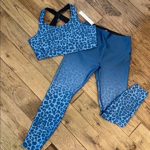 blue ombré leopard Good American workout set
